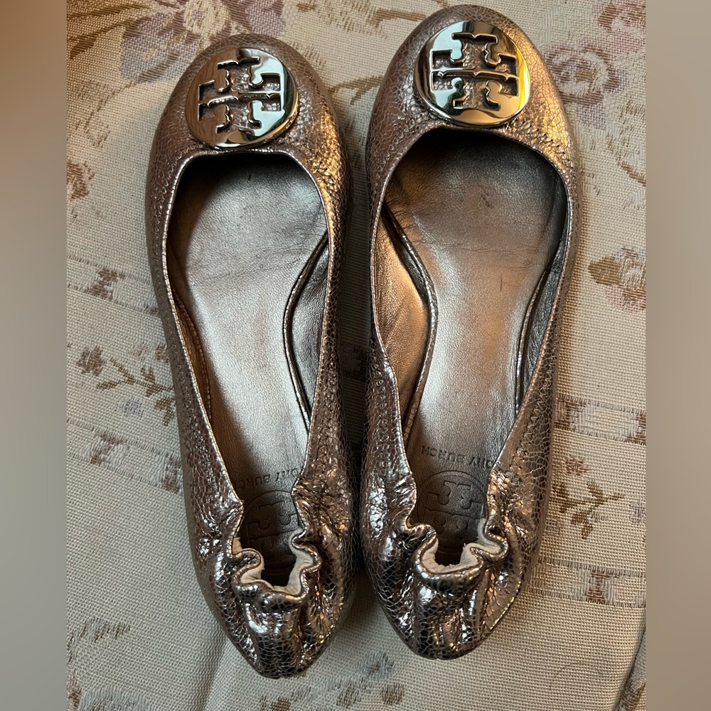 Tory Burch Dark Silver Pewter Reva Size 8